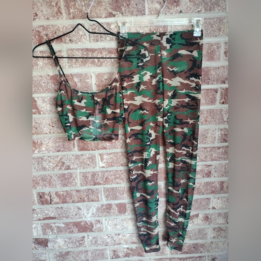 Mesh Camo 2 Piece Set